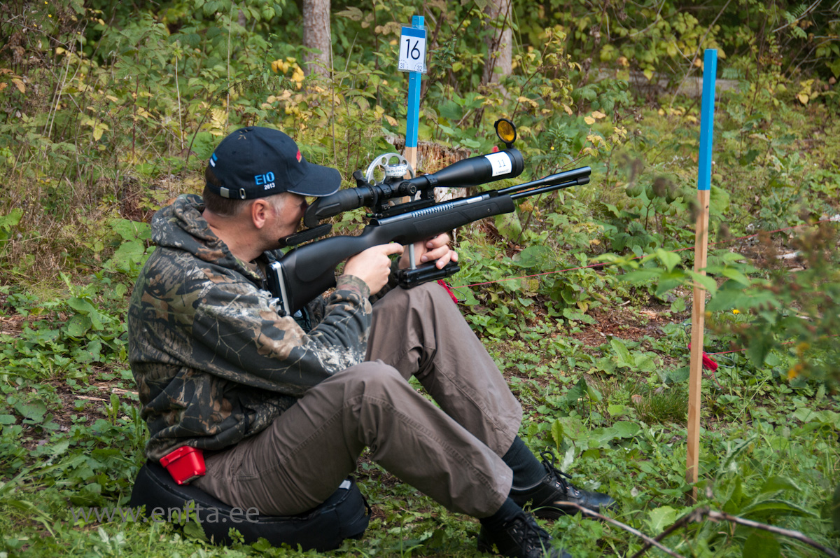 Andres Mikfelt EE, Weihrauch HW 97 KT, Hawke SideWinder 8-32x56